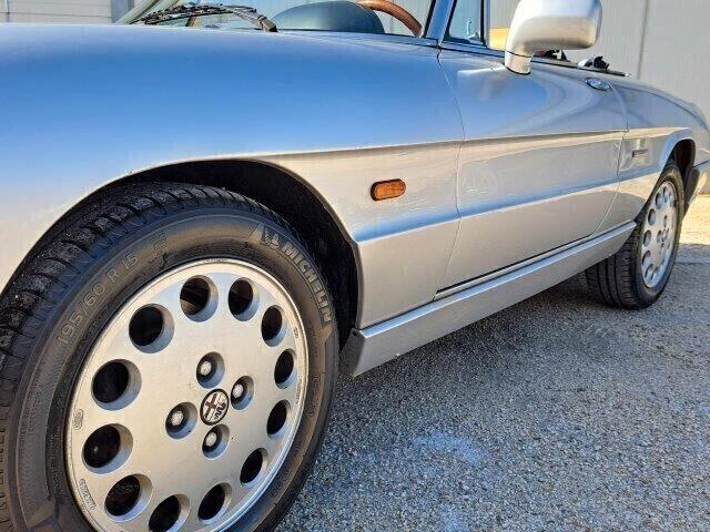 Alfa Romeo Spider DUETTO 2.0 ie -ASI\CRS - 1990