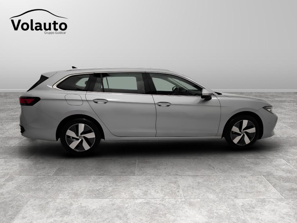 VOLKSWAGEN Passat IX 2024 - Passat 2.0 tdi scr Business 150cv dsg