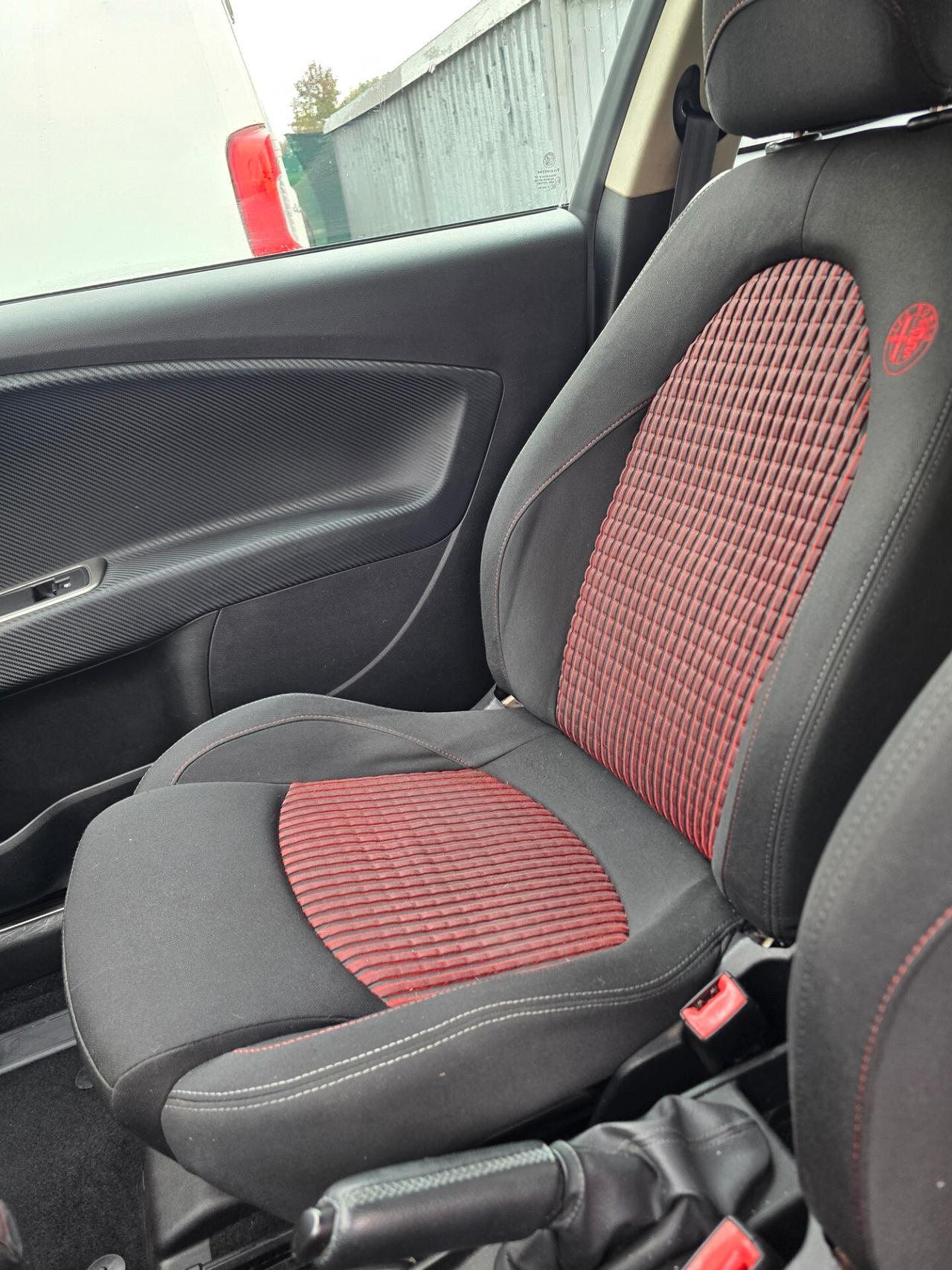 Alfa Romeo MiTo 1.4 T 120 CV GPL Distinctive Sport Pack