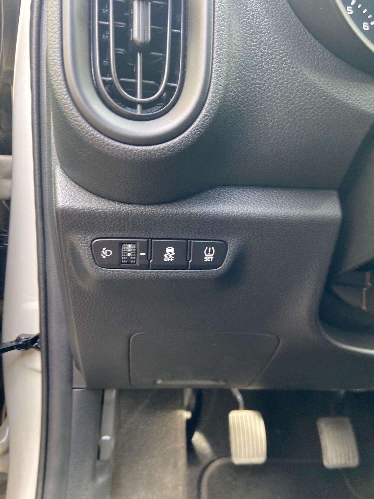 Kia Picanto 1.0 67cv 5p. Urban Special Edition