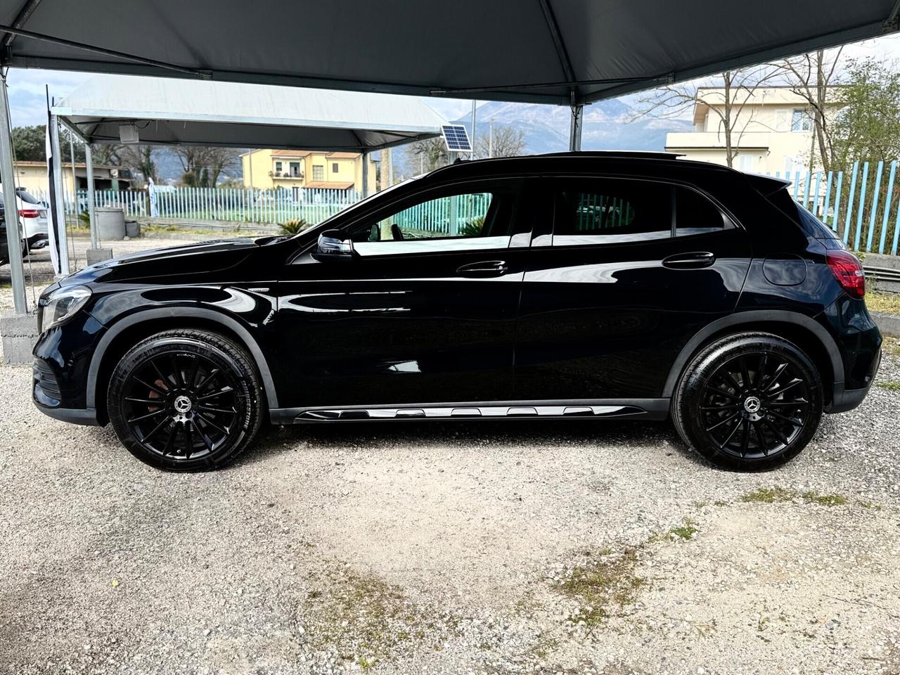 MB GLA 200d 4Matic Premium NIGHT EDITION *TETTO