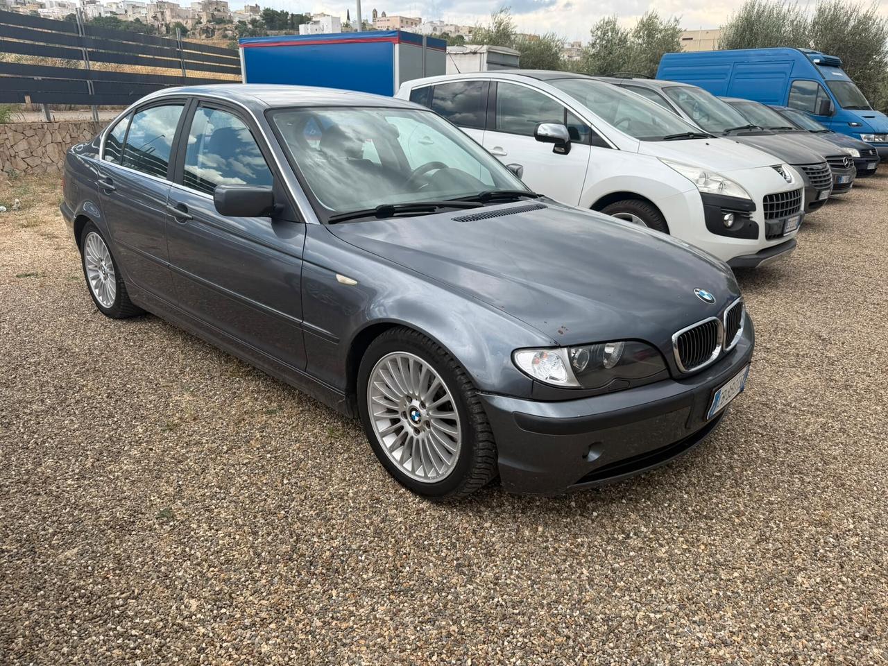 Bmw 330 330d turbodiesel cat 4 porte Attiva