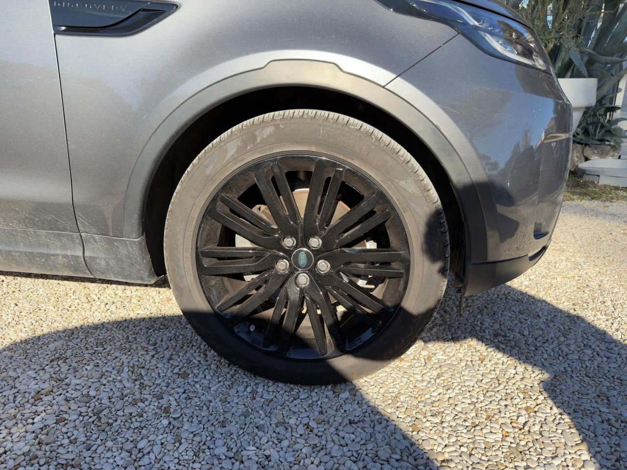 Land Rover Discovery 2.0 TD4 180 CV SE