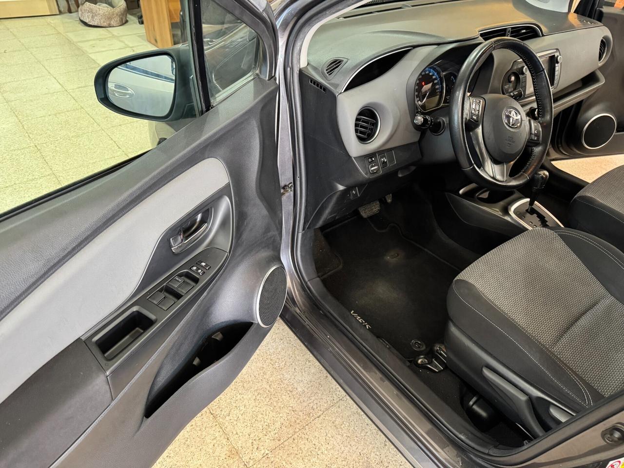 Toyota Yaris 1.5 Hybrid AUTOMATICA Business OK NEO