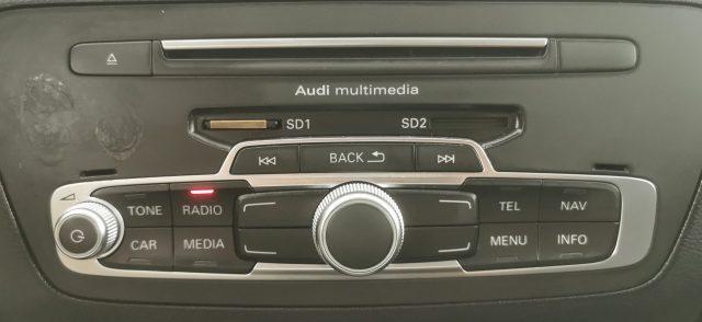 AUDI Q3 40 TFSI quattro S tronic Business Advanced