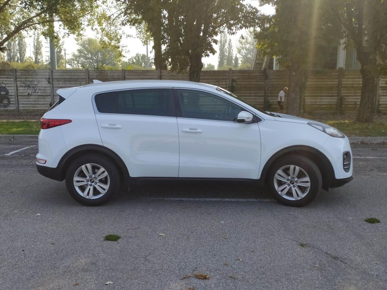Kia Sportage Cool 1.6 GDI #12027