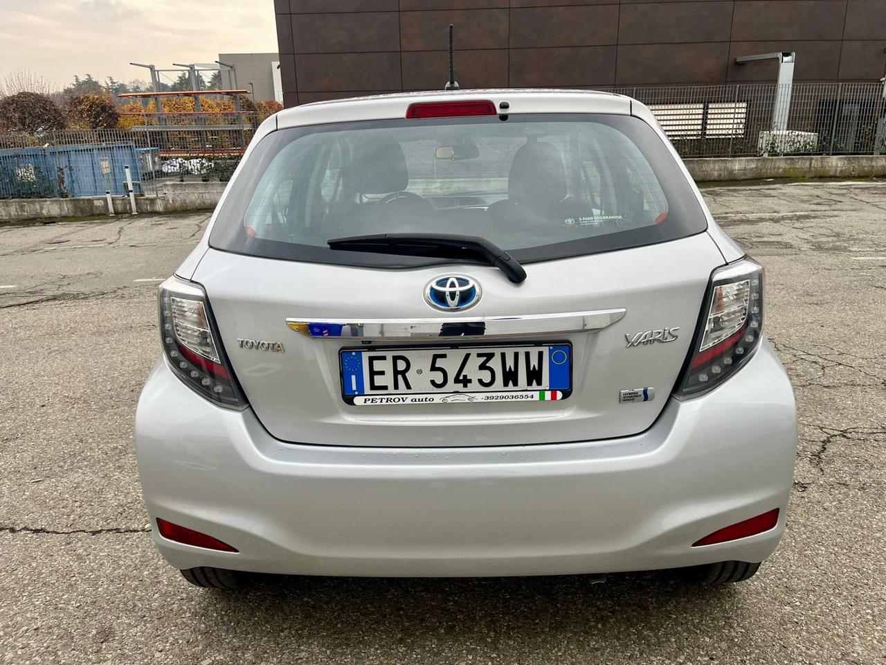 Toyota Yaris 1.5 Hybrid 104.000km 2013 perfetta
