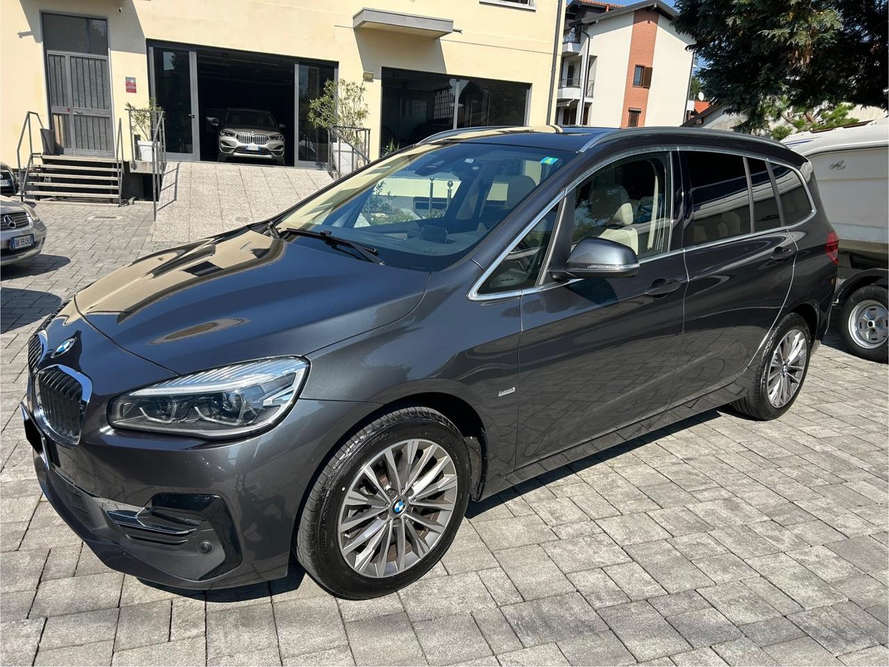 Bmw 218d Gran Tourer Luxury 7p CAMBIO AUT. PROBLEMI