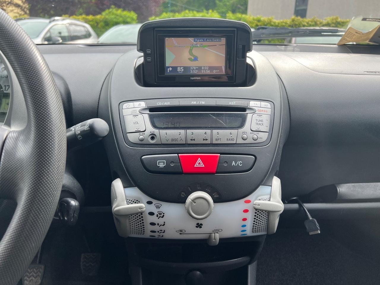 Toyota Aygo 1.0 12V VVT-i 5 porte Active Connect*NAVI*NEOPATENTATI