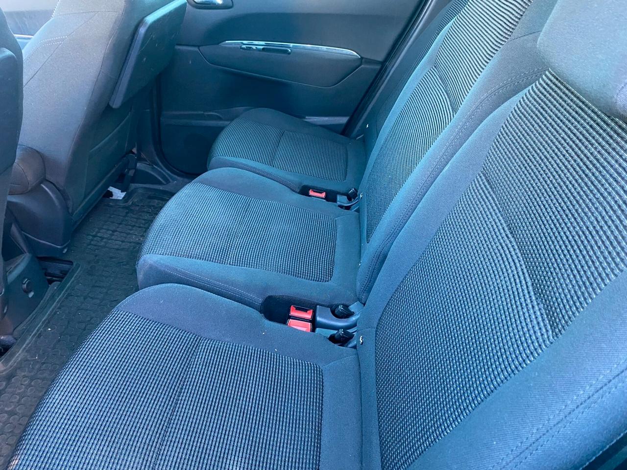 Peugeot 5008 2.0 HDi 163CV aut. Allure