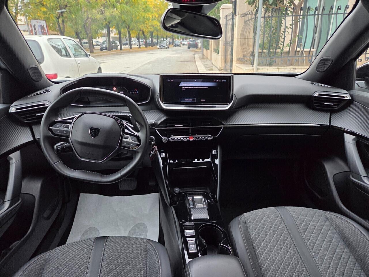 PEUGEOT 2008 BLUEHDI 130 EAT8 ALLURE PACK