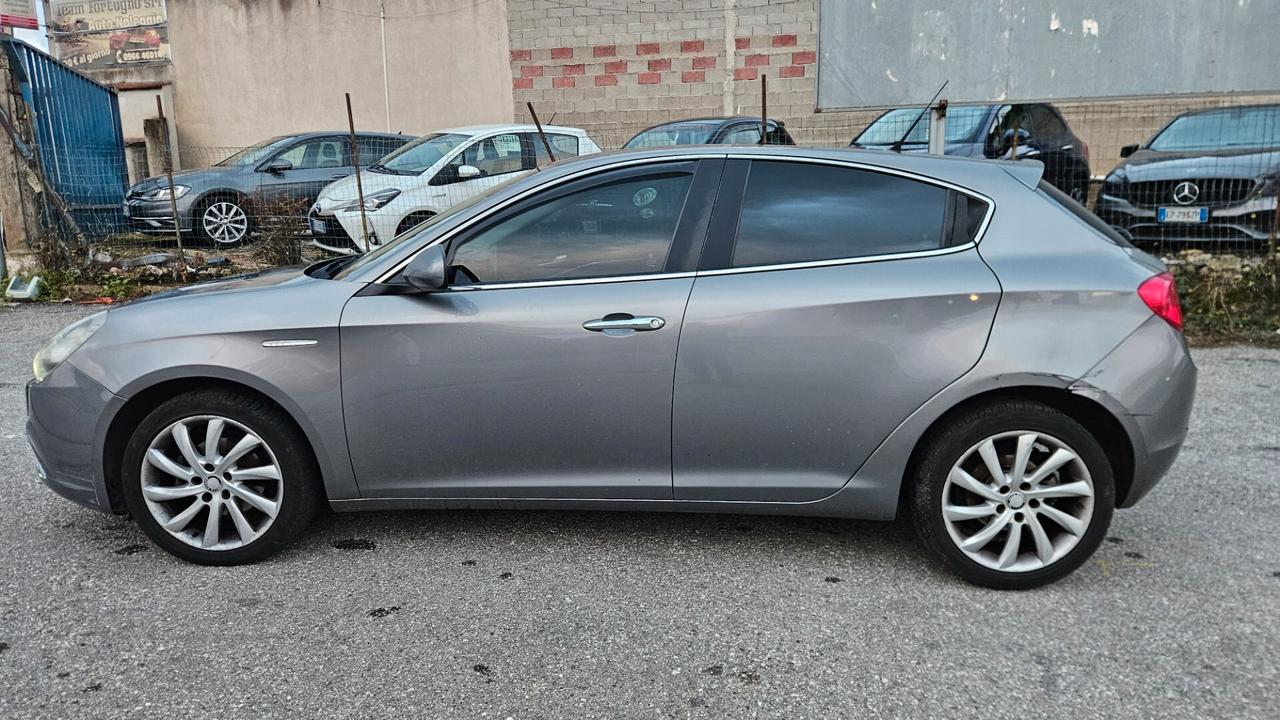 Alfa Romeo Giulietta 1.6 JTDm-2 105 CV Exclusive