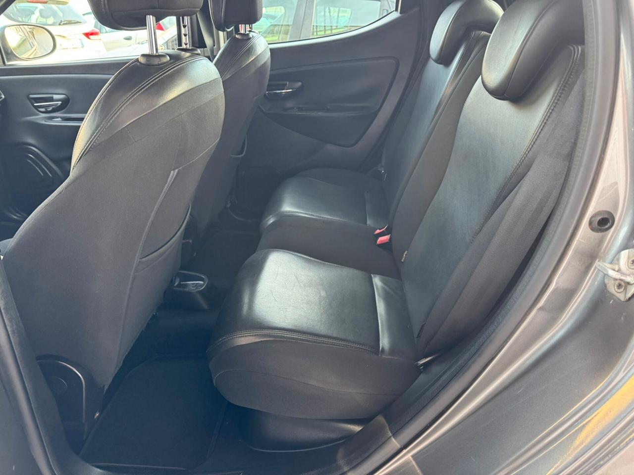 Lancia Ypsilon 1.3 MJT 16V 95 CV 5 porte S&S Platinum