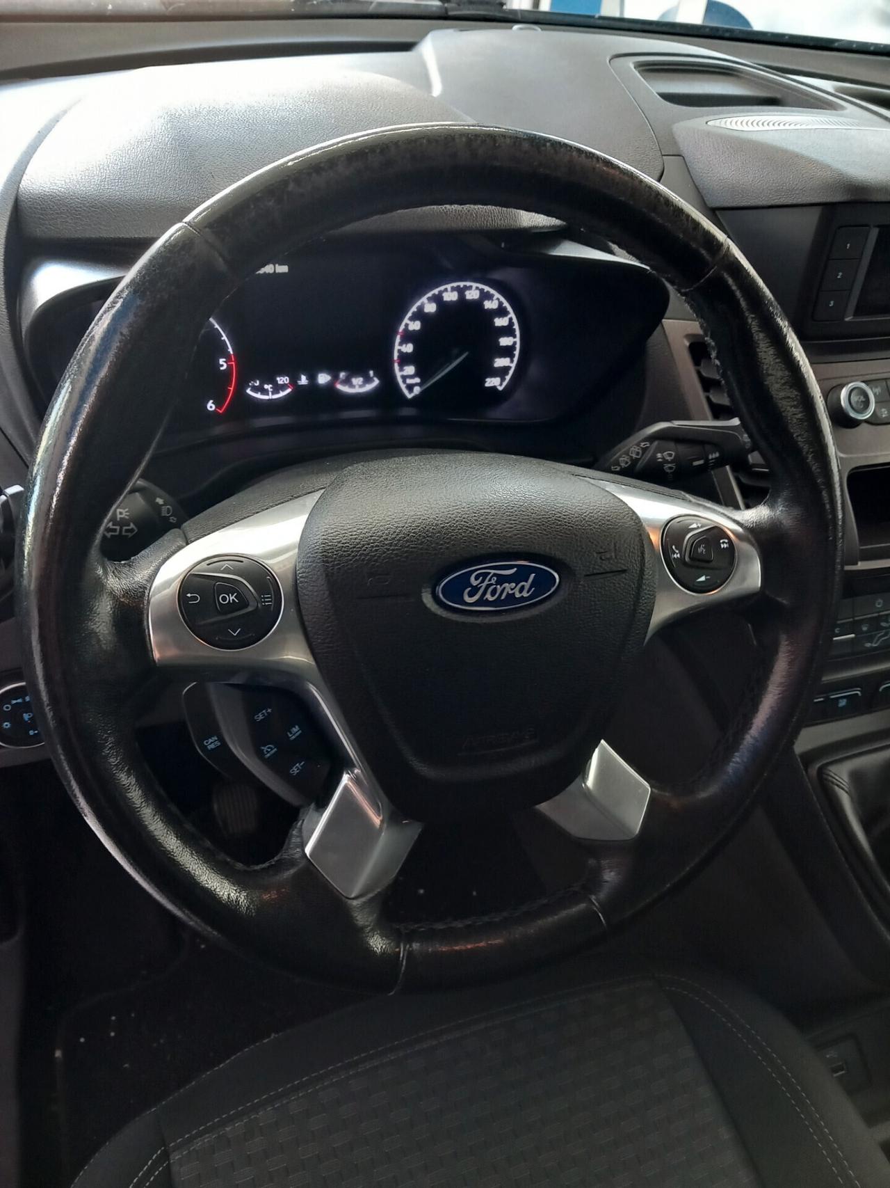 Ford Tourneo Connect 1.5 TDCi 120 CV anno 2019 km 125 mila