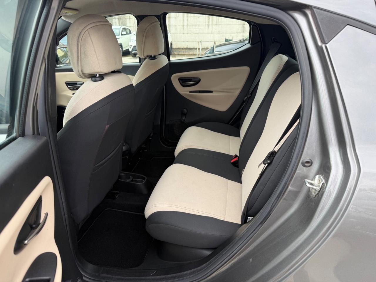 LANCIA YPSILON 1.3 MJT S&S 95CV EURO 6/ GOLD 5porte