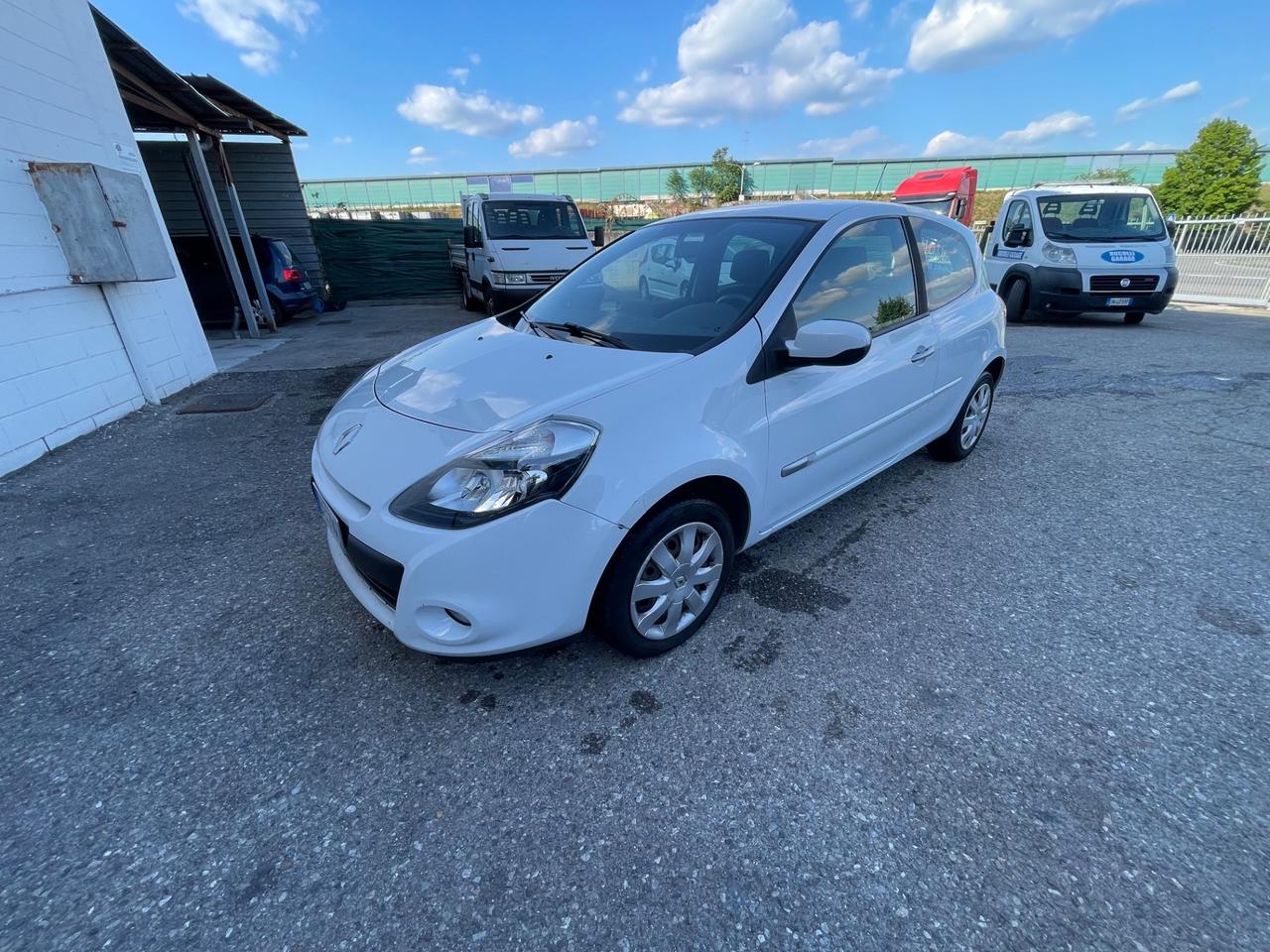 Renault Clio 1.2 16V 3 porte Confort