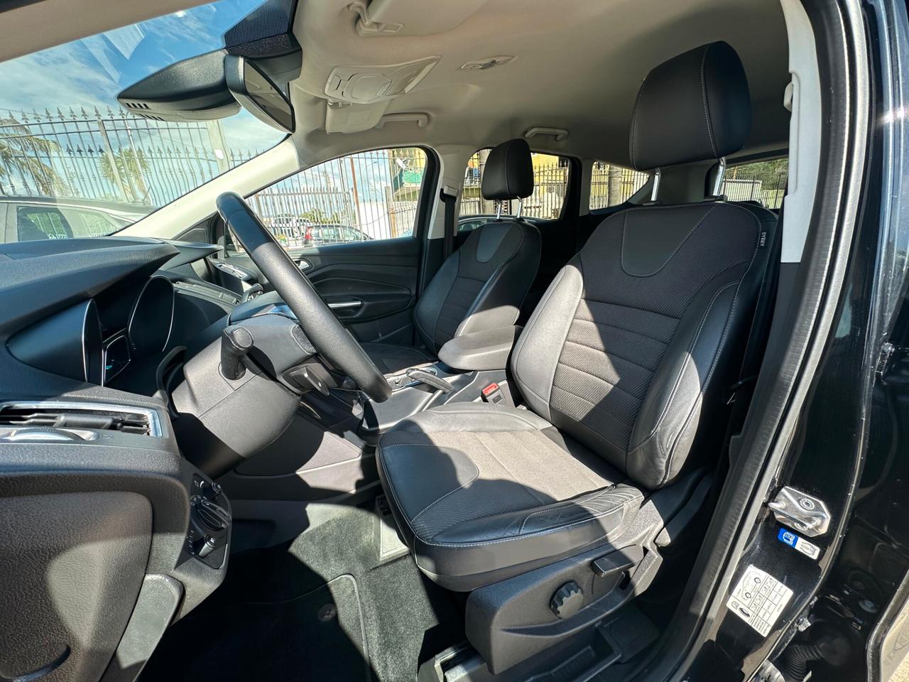Ford Kuga 2.0 TDCI 150 CV 4*4 aut. TITANIUM