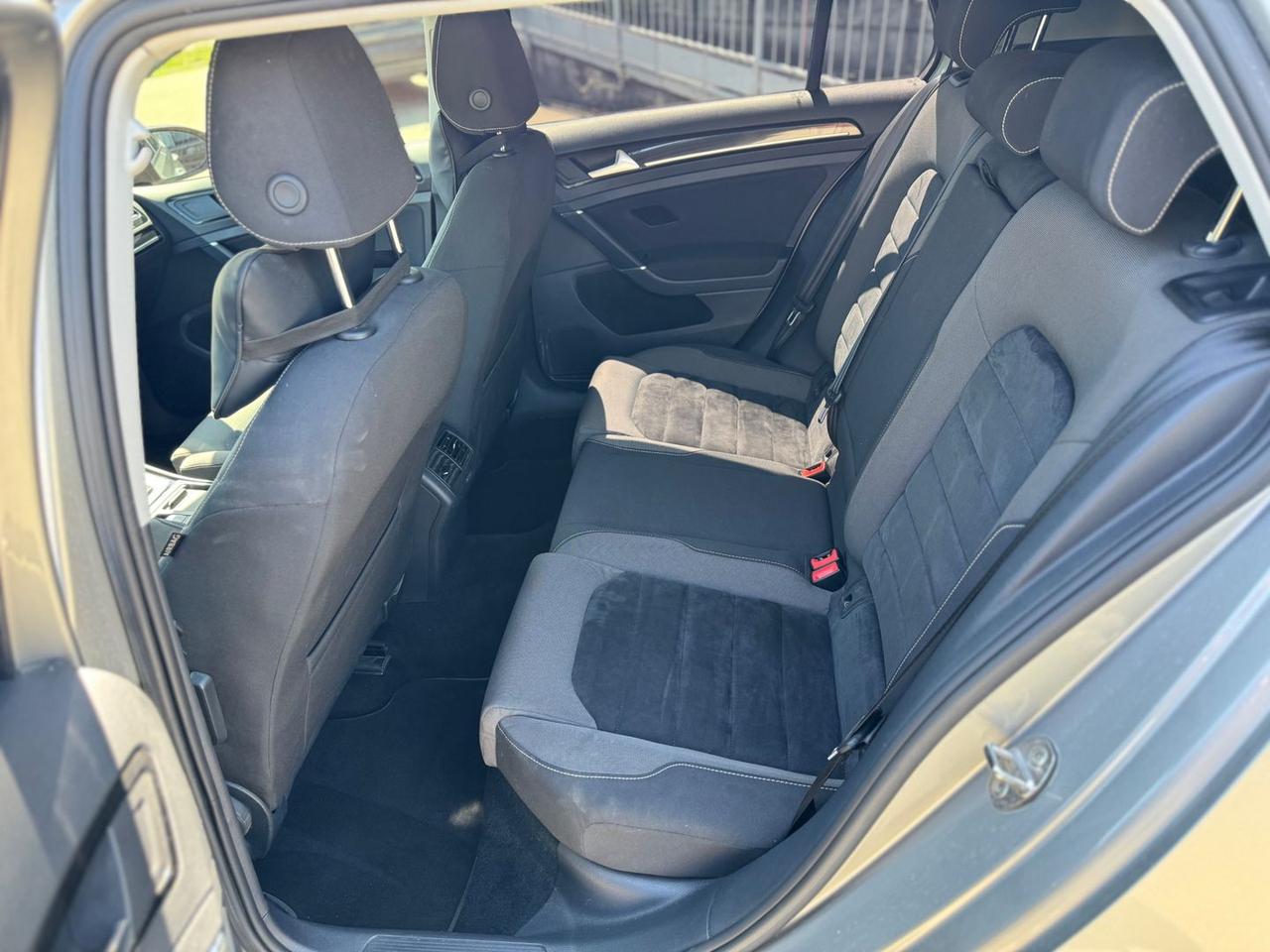 Volkswagen Golf Highline 2.0 TDI BlueMotion #6358