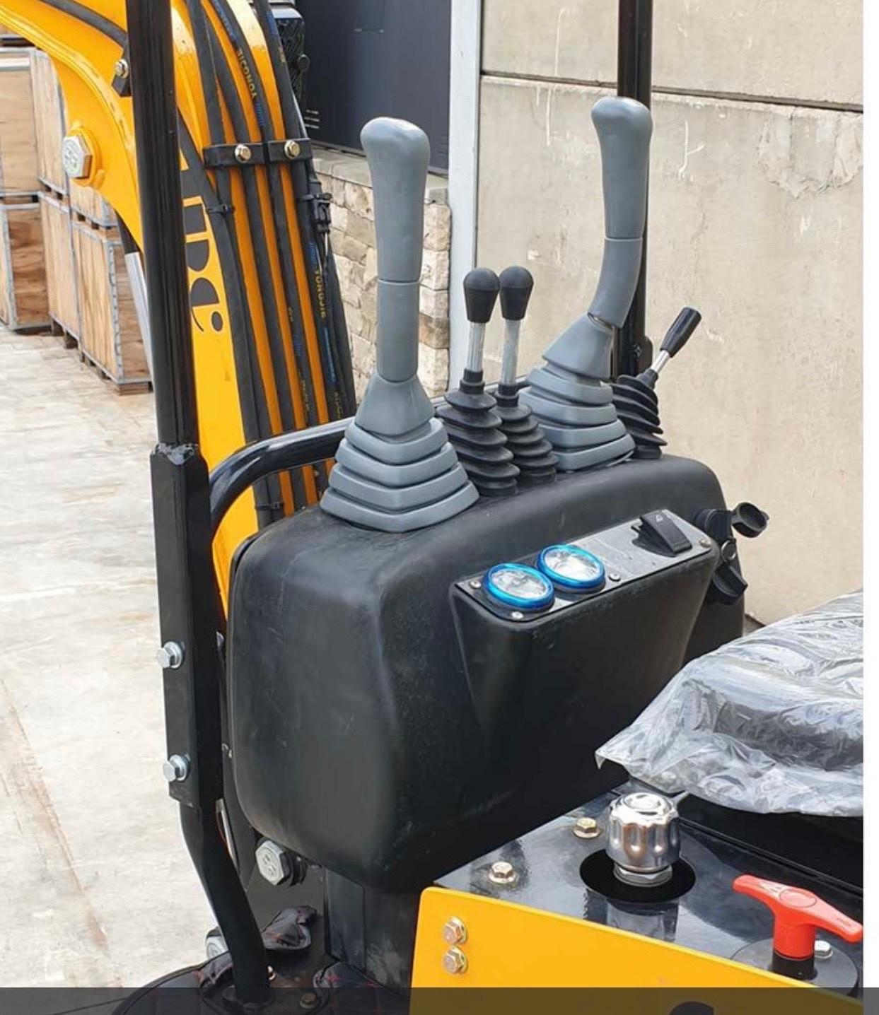 Miniescavatore HT10 B