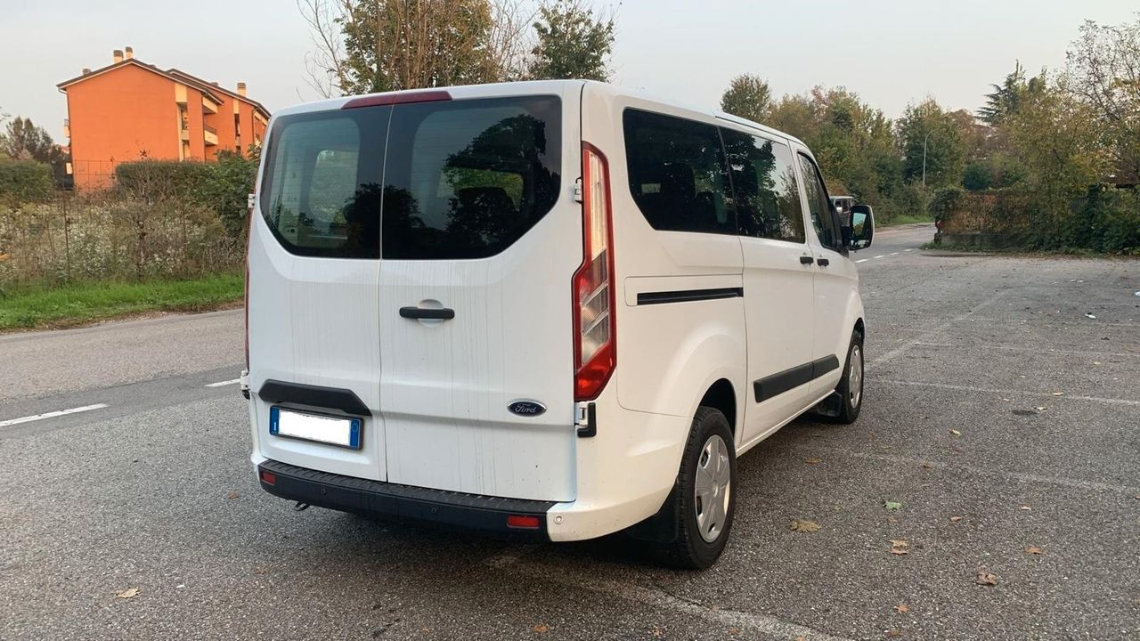 Ford Tourneo Custom 2019 photo 3