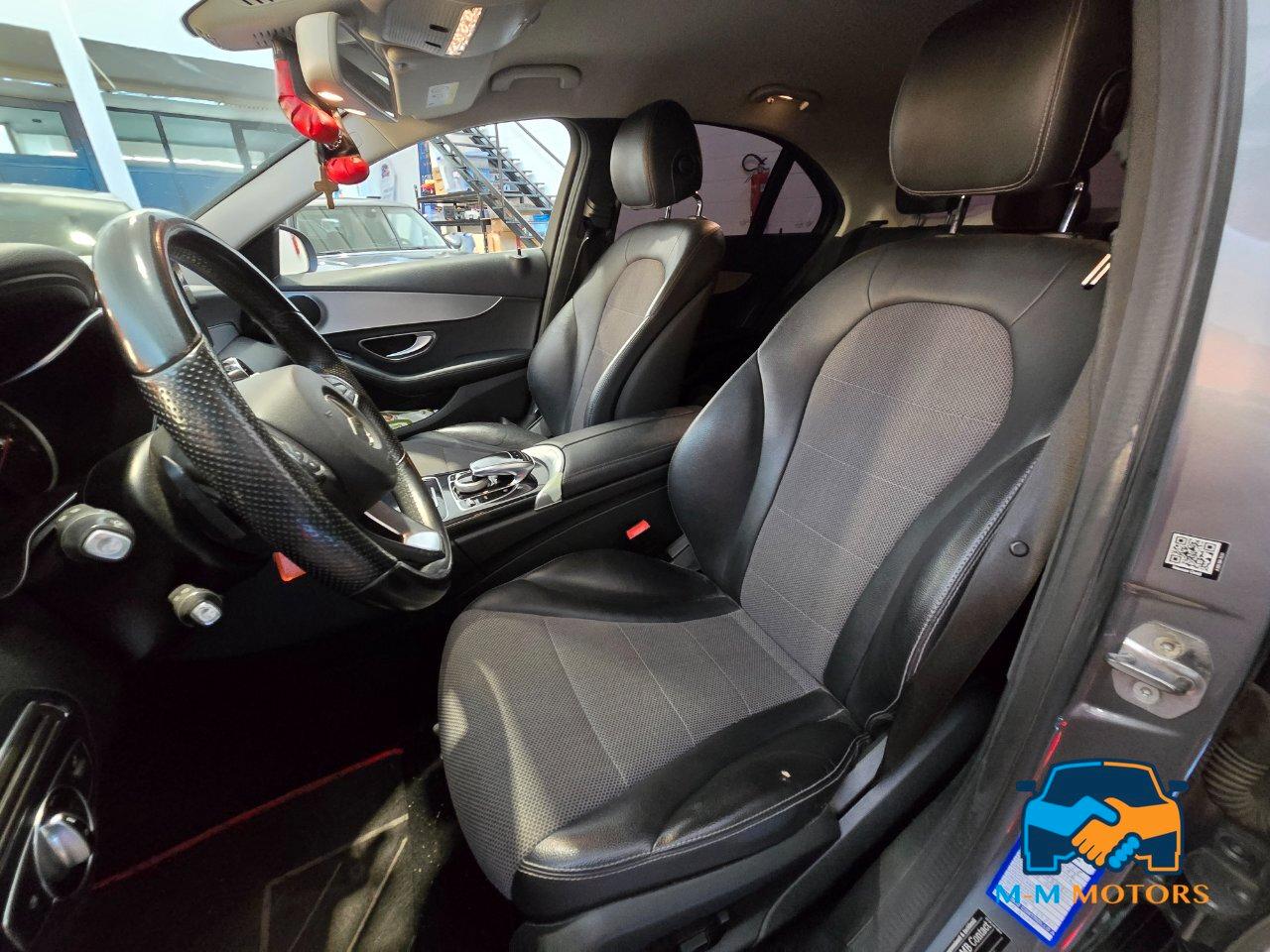 Mercedes C 220 D Executive 4Matic 9G-Tronic Plus 9m Berlina