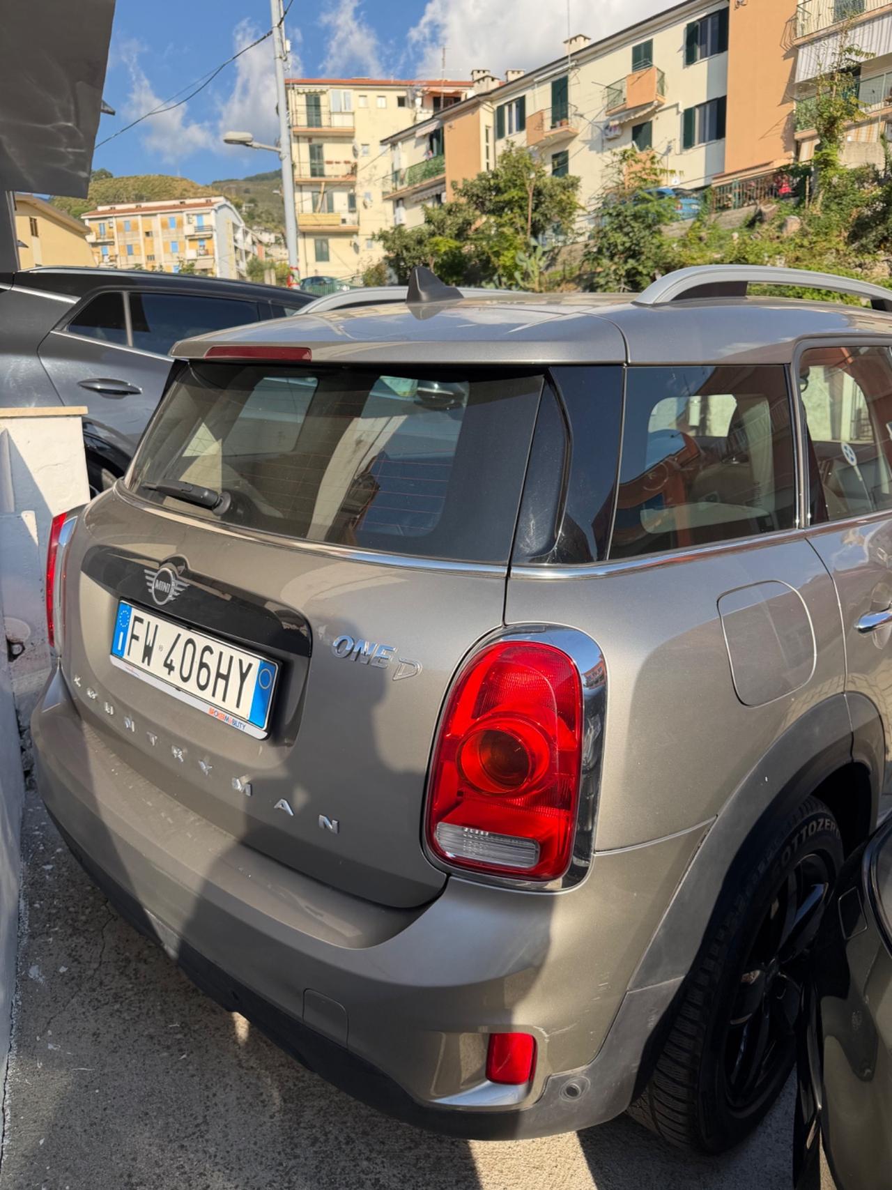 Mini One D Countryman 1.5 Hype