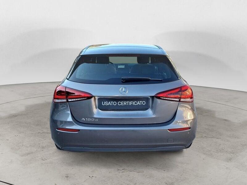 Mercedes-Benz Classe A 180 d 116 CV Automatica NAVI LED Business Extra