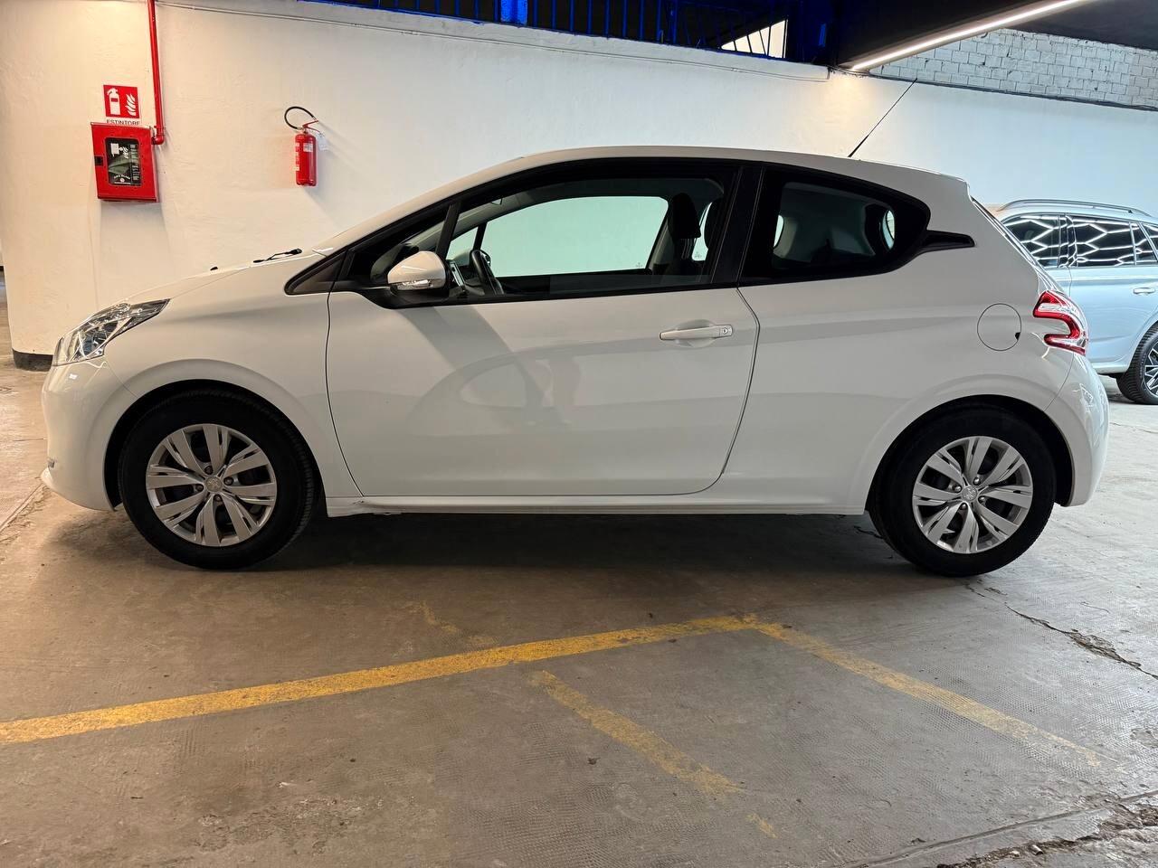 Peugeot 208 1.2 VTi 82 CV 3 porte Access