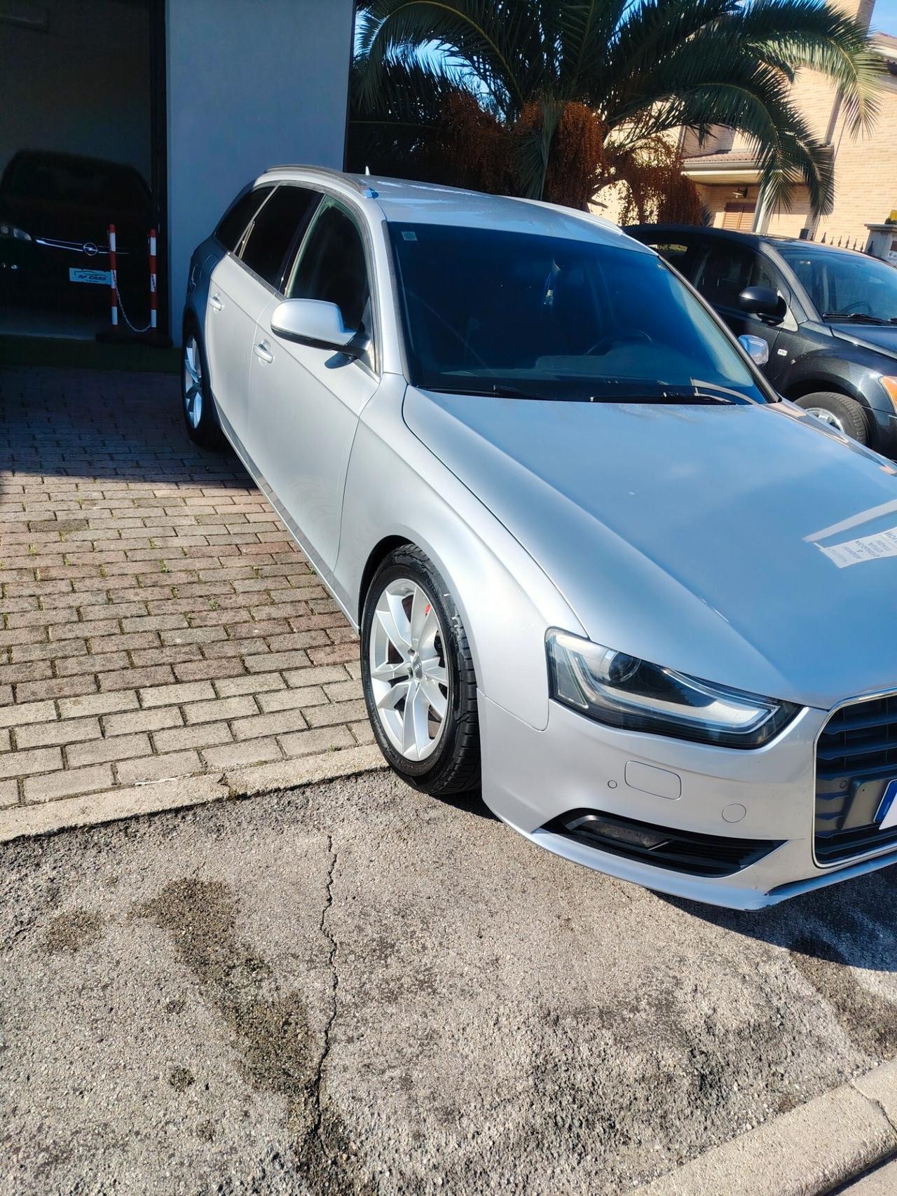 Audi A4 2.0 TDI clean diesel Business