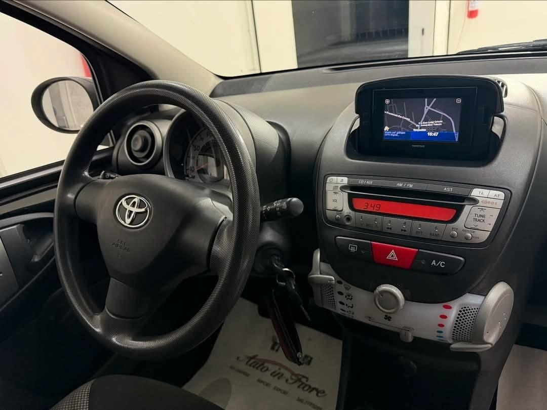 TOYOTA AYGO X,NAVI,5 PORTE,OTTIMA PER NEOPATENTATI