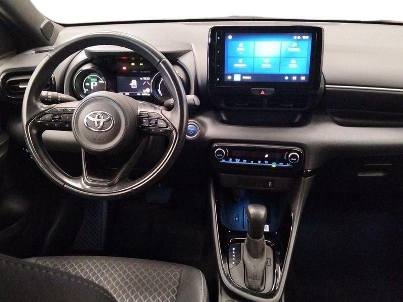 Toyota Yaris Hybrid Lounge MY22