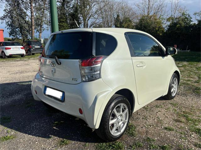TOYOTA iQ 1.0 Lounge - UNIPRO