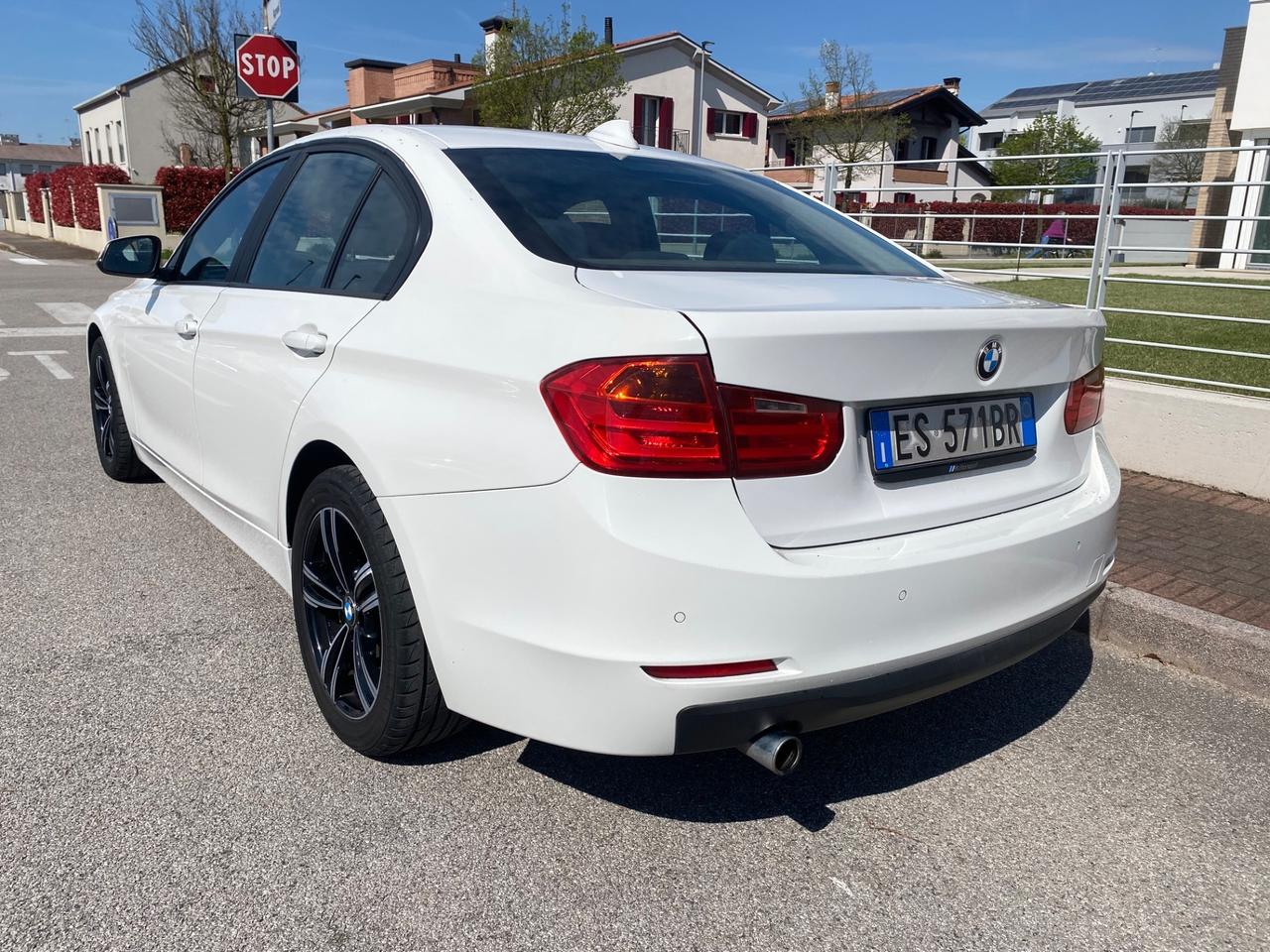 Bmw 318 320d Luxury