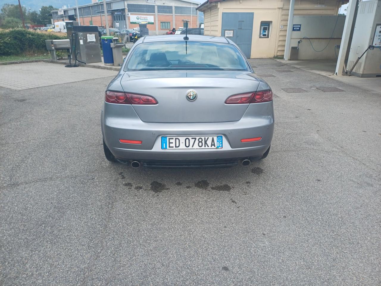 Alfa Romeo 159 2.4 JTDm 200 CV Distinctive Q-Tronic 2011