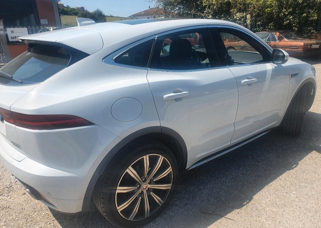 Jaguar E-Pace 2.0D 180 CV AWD aut. R-Dynamic SE