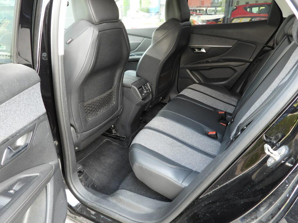 Peugeot 3008 1.6 BlueHDi Allure