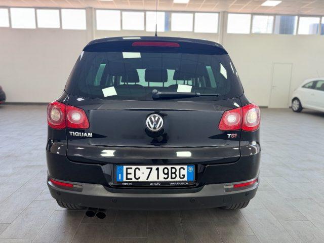 VOLKSWAGEN Tiguan 1.4 TSI 4MOTION Sport & Style