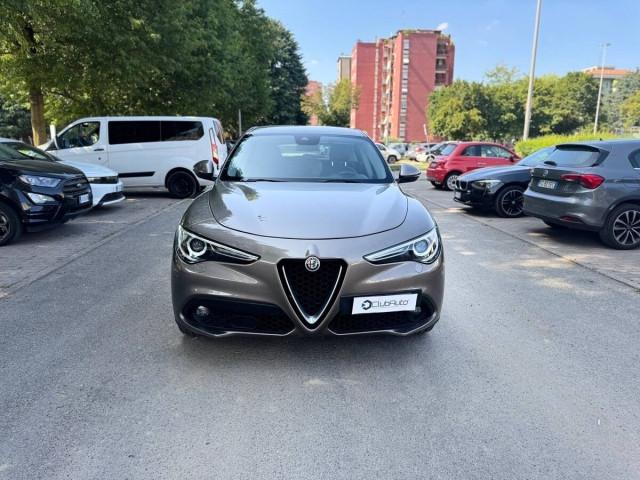 Alfa Romeo Stelvio 2.2 t Business rwd 180cv auto