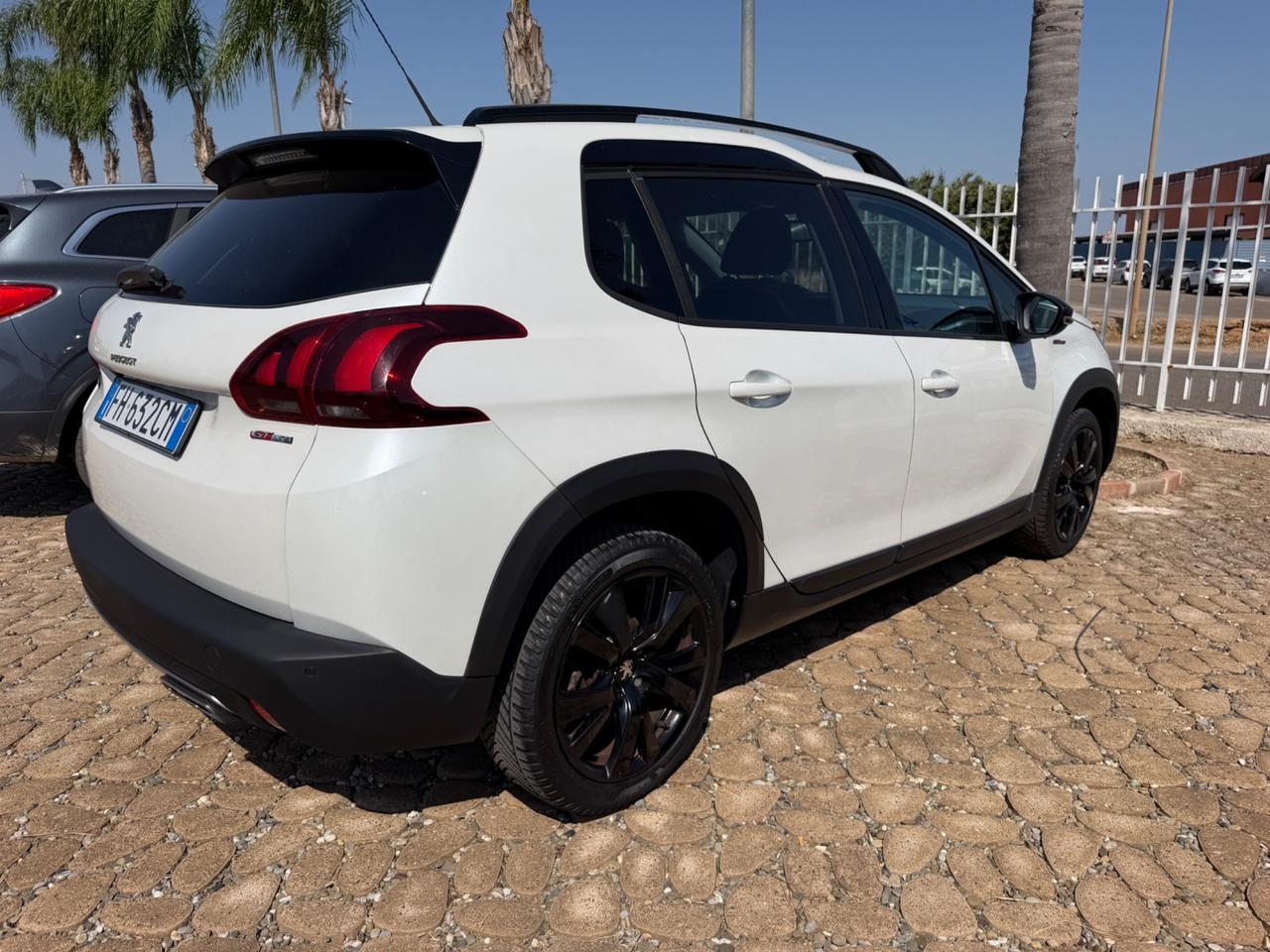 Peugeot 2008 BlueHDi 100 GT Line