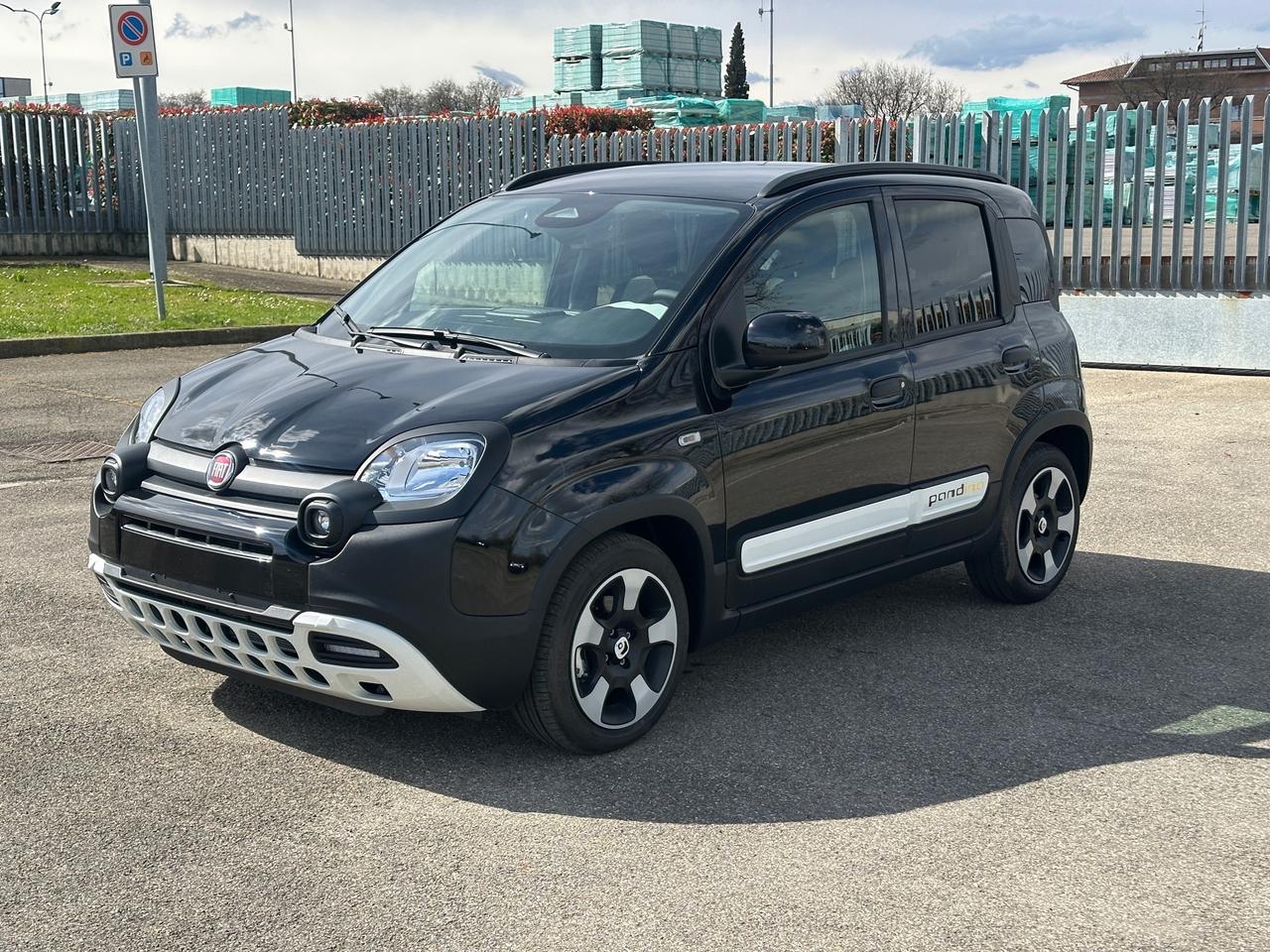 Fiat Panda Pandina 1.0 FireFly 65 CV Hybrid Cross