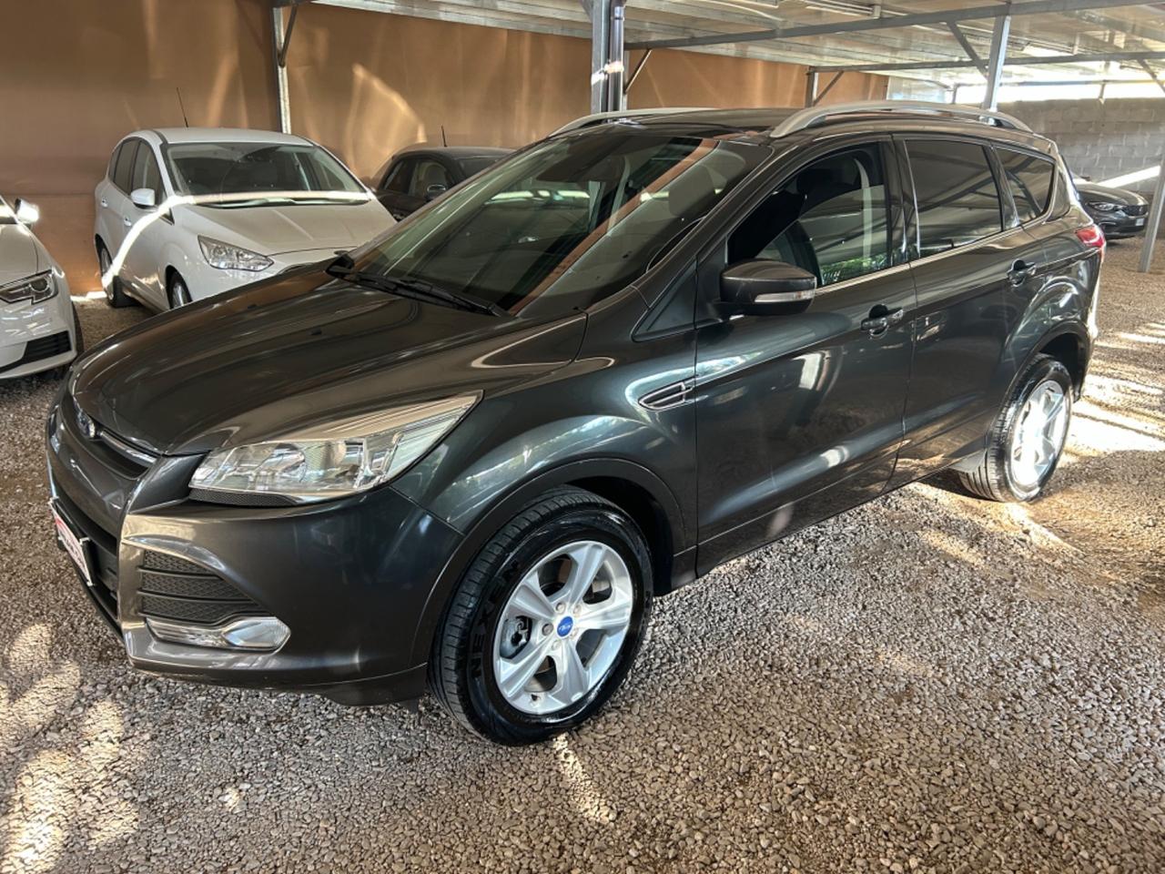 Ford Kuga 2.0 TDCI 120 CV S&S 2WD Titanium