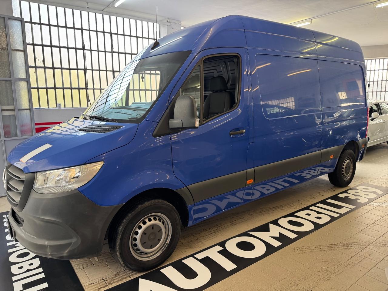 Mercedes Benz Sprinter F39/33 311 FWD TN