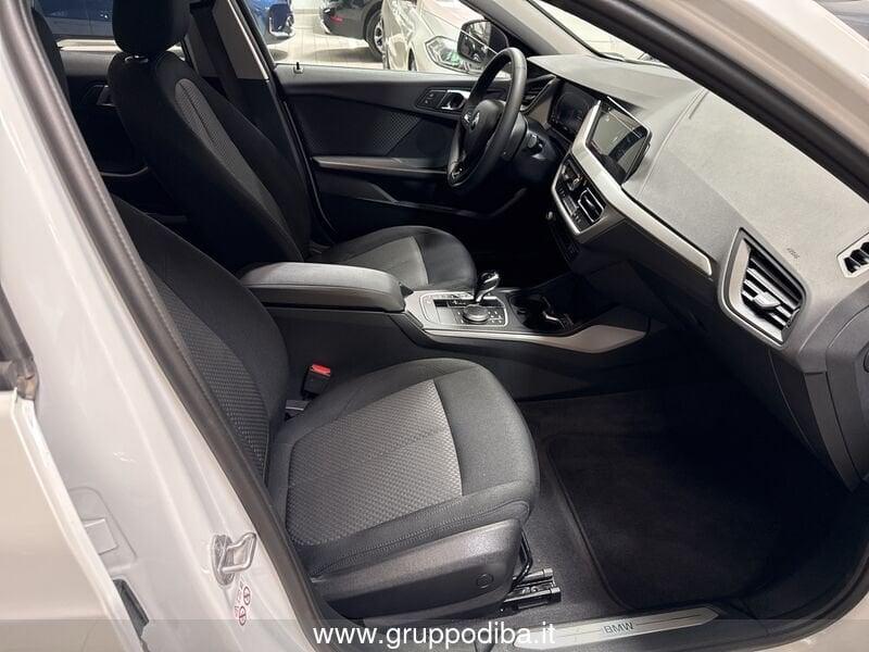 BMW Serie 1 F40 Diesel 118d Business Advantage auto
