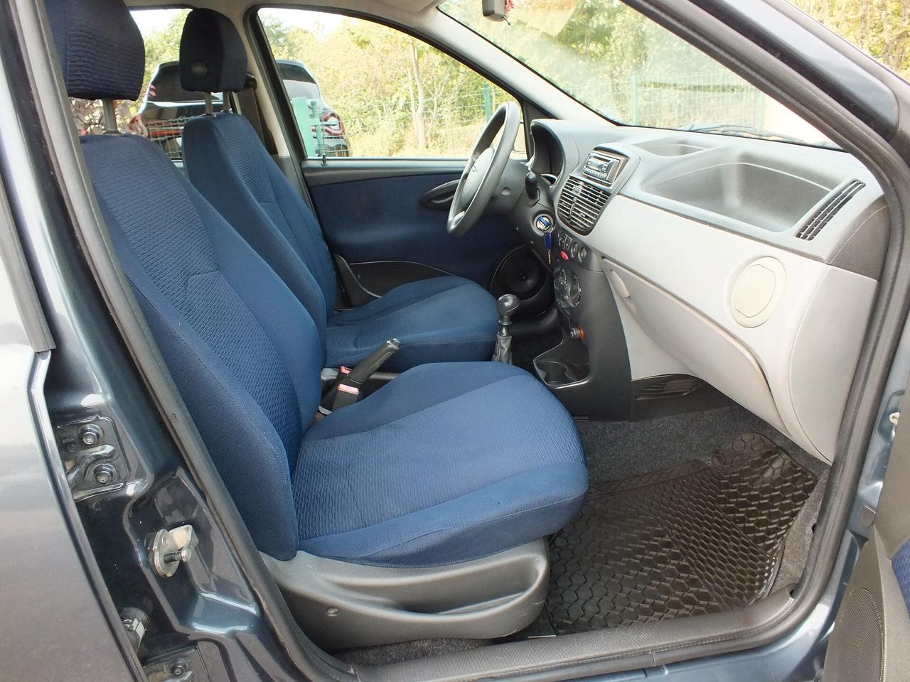 FIAT PUNTO CLASSIC 1.2i 16V UNIPROPRIETARIO