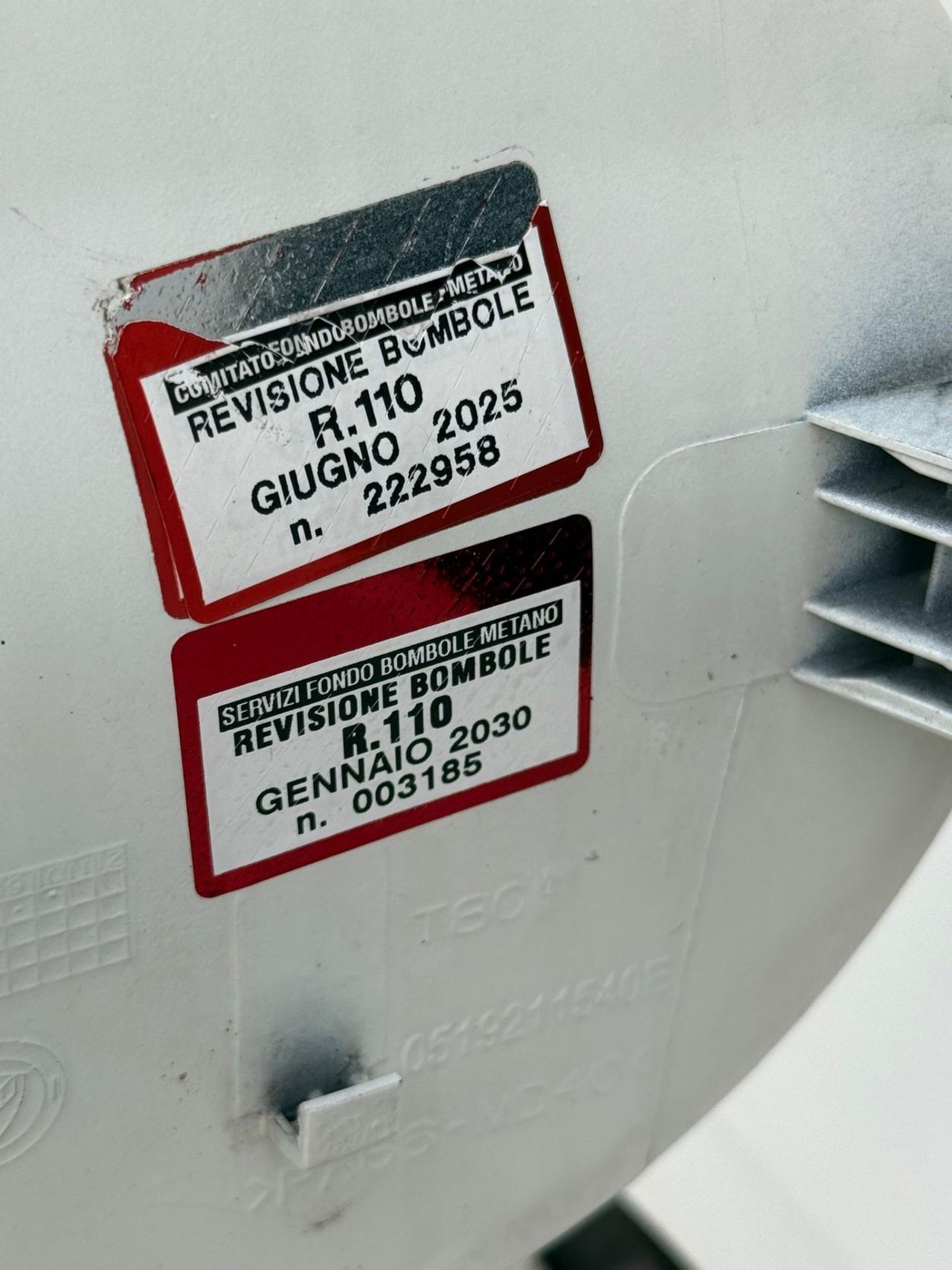 Fiat Doblò 5posti Natural Power UNIPRO Neopatentati