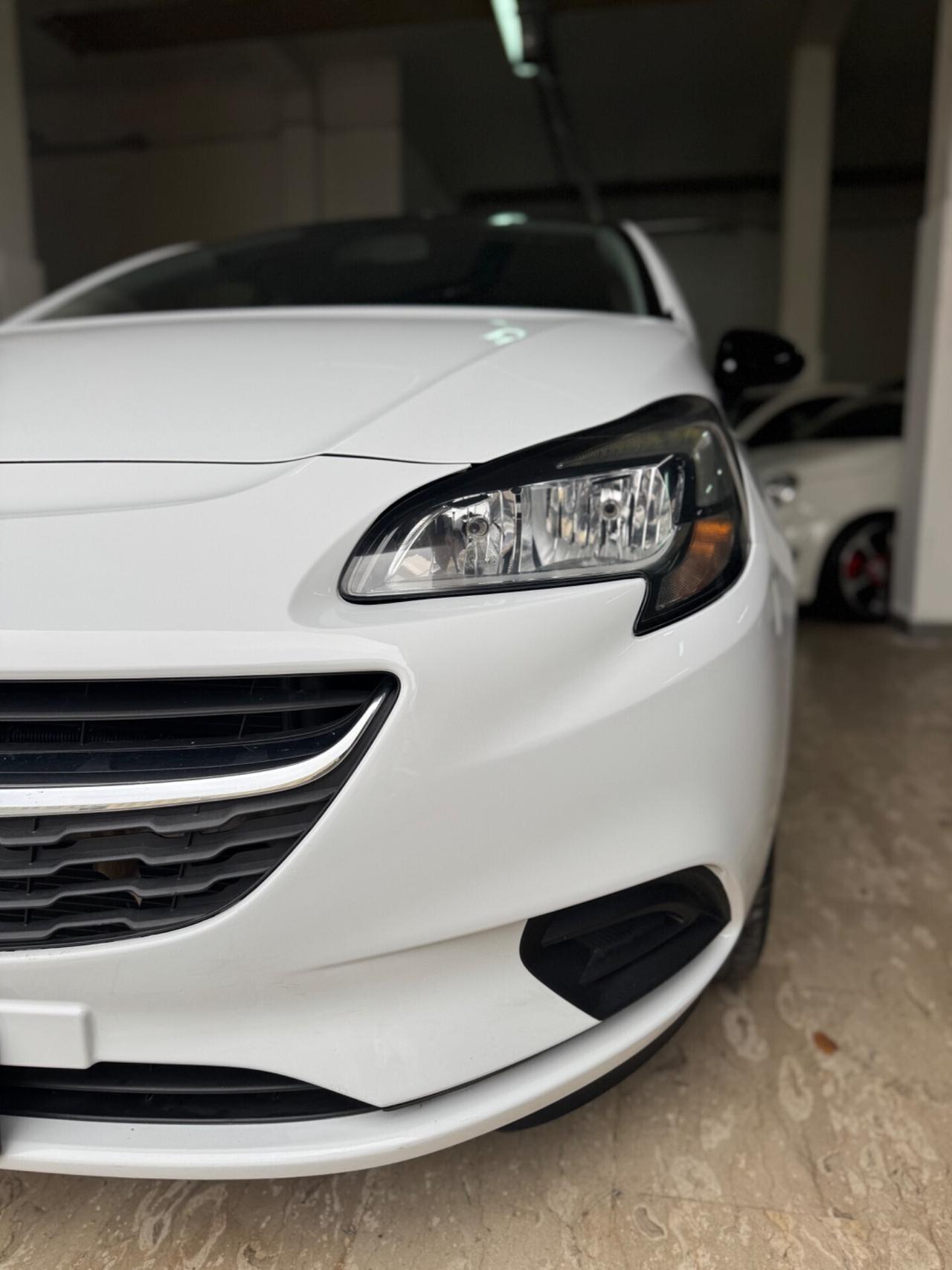 Opel Corsa 2019 1.2 by-color 5 porte