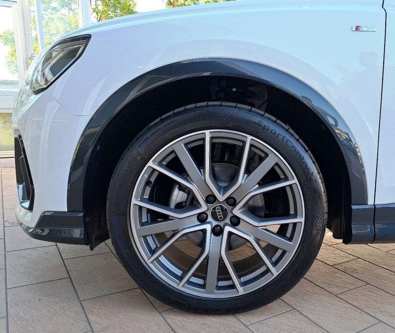 Audi Q3 SPB 35 TDI S tronic Identity Black
