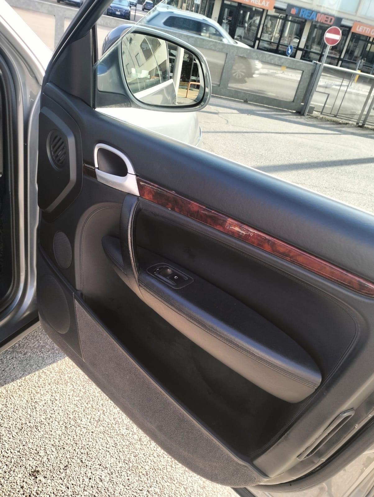 Porsche Cayenne 4.5 cat S