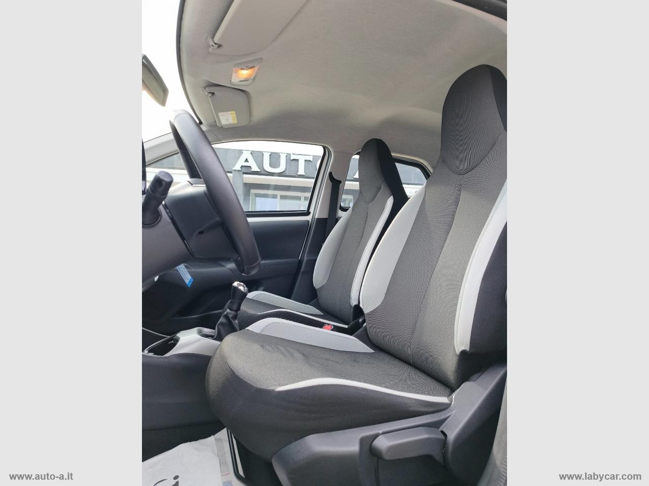 TOYOTA Aygo 1.0 VVT-i 69 CV 5p. x-pure