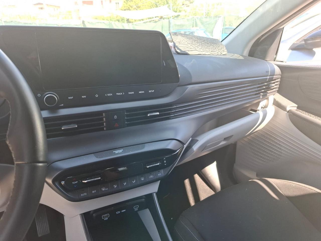 HYUNDAI I20 GDI 2024 IBRIDA INCIDENTATA